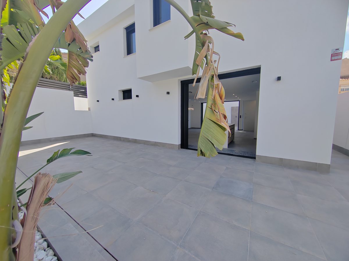 Luxuriöse Villa mit 4 Schlafzimmern in Los Balcones