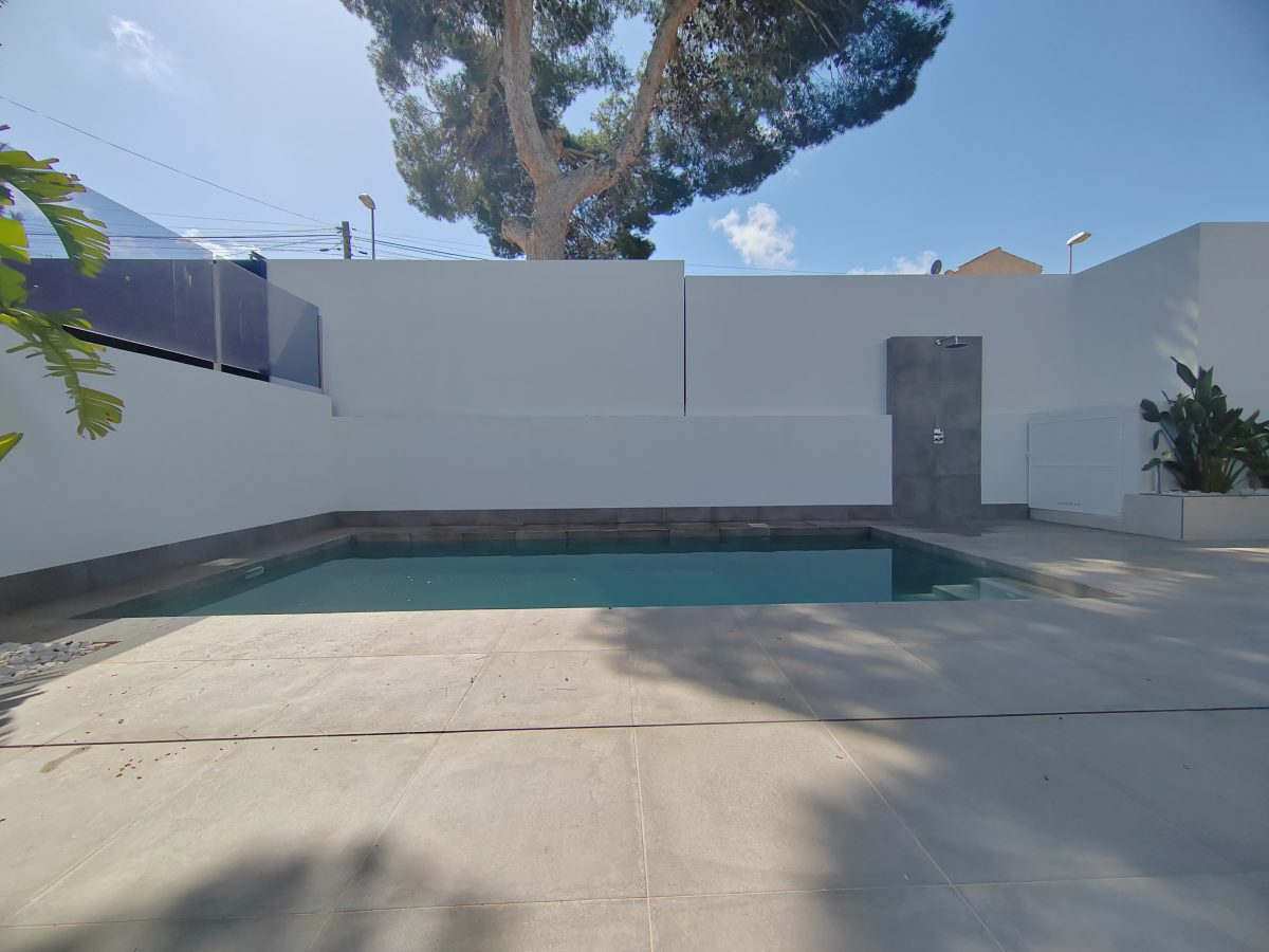 Luxuriöse Villa mit 4 Schlafzimmern in Los Balcones