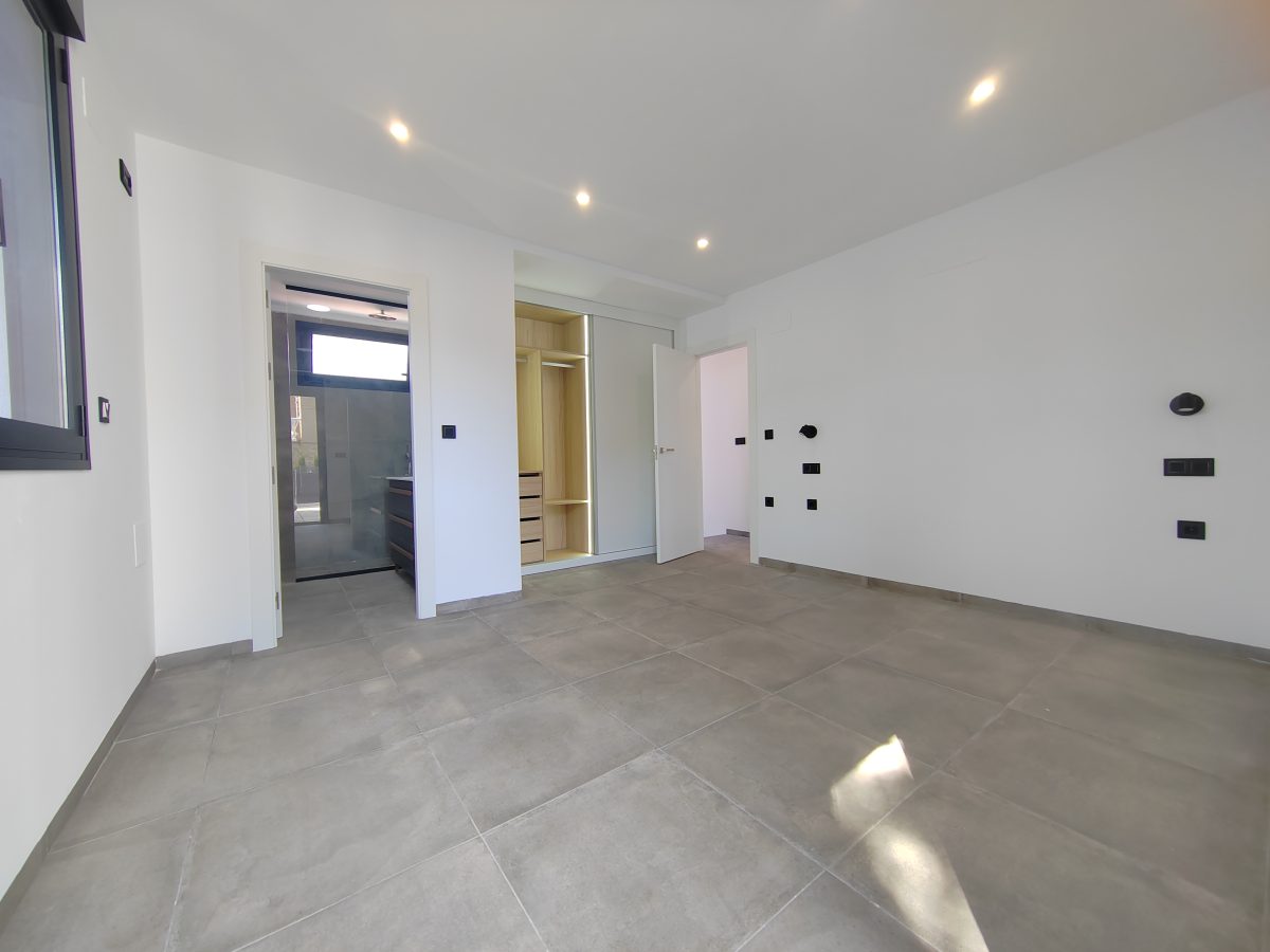 Luxuriöse Villa mit 4 Schlafzimmern in Los Balcones