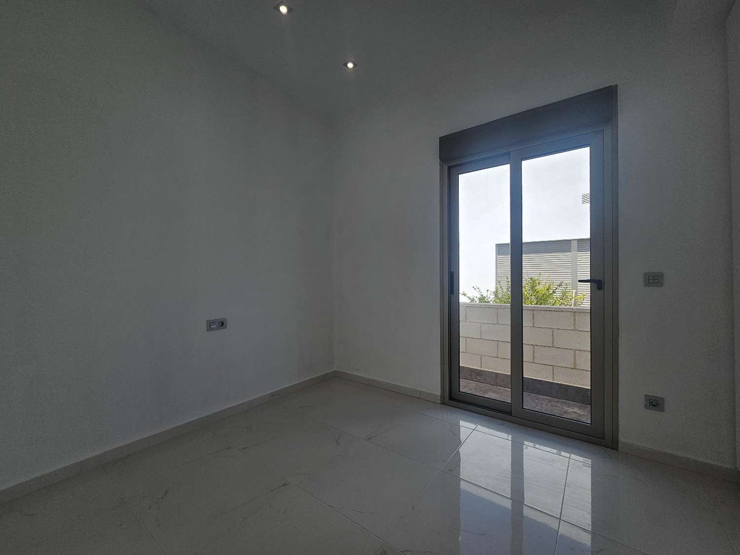 Villa te koop in Villamartín-Las Filipinas (Orihuela)