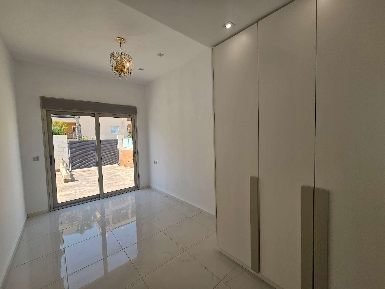 Villa te koop in Villamartín-Las Filipinas (Orihuela)