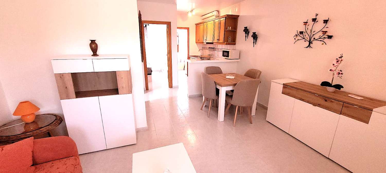 Erdgeschoss mit Gemeinschaftspool, 1 Schlafzimmer