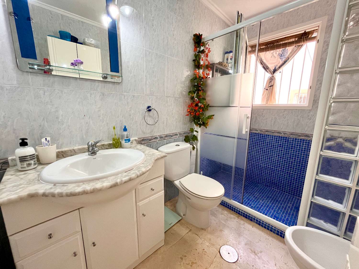 Apartamento de 2 dormitorios en venta en Playa Flamenca