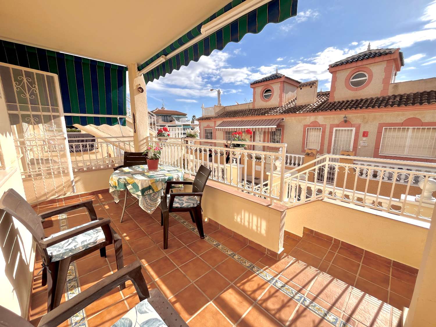 Apartamento de 2 dormitorios en venta en Playa Flamenca