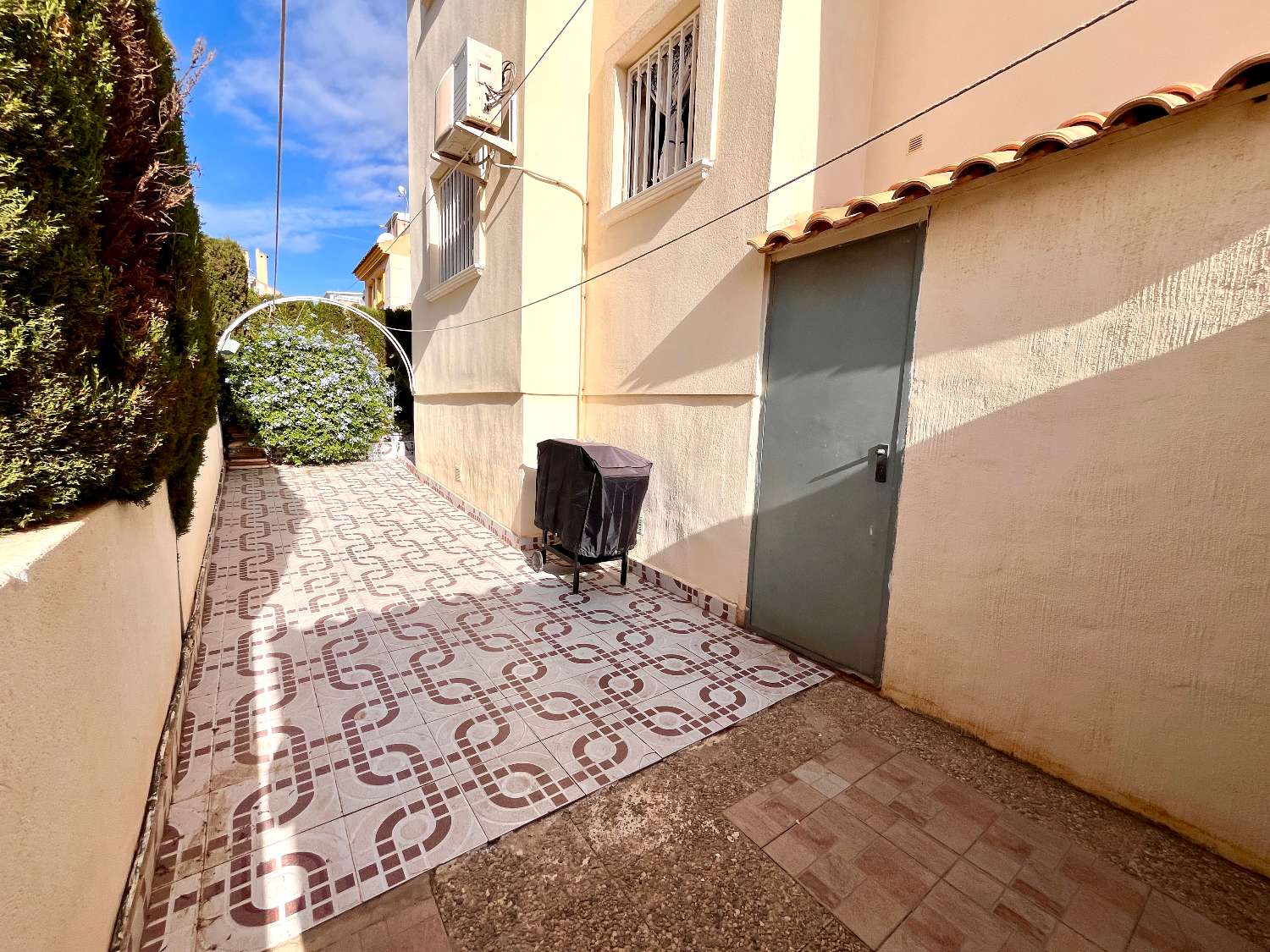 Apartamento de 2 dormitorios en venta en Playa Flamenca