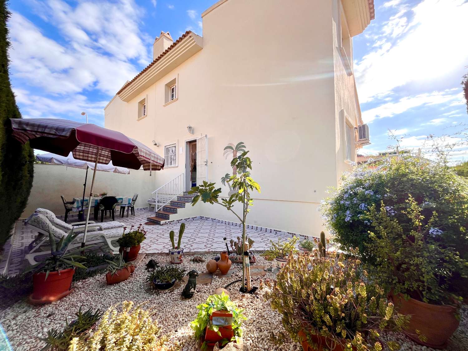 Apartamento de 2 dormitorios en venta en Playa Flamenca