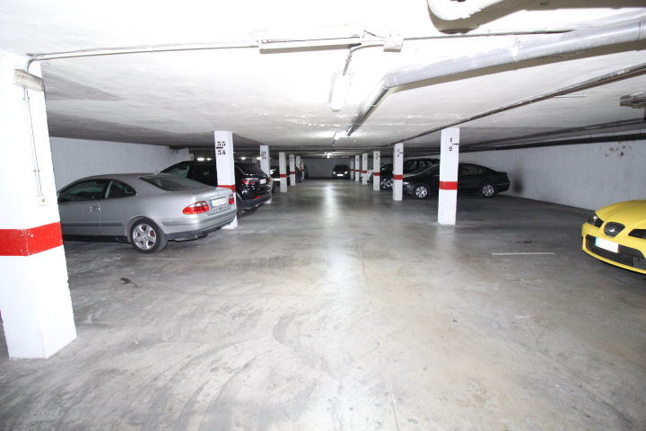 Plaza de garaje con buen acceso.