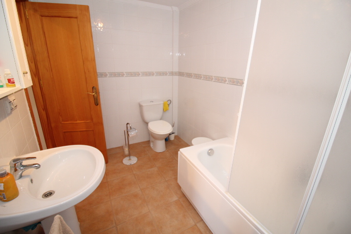 Chalet independiente con 2 apartamentos independientes en Montegolf