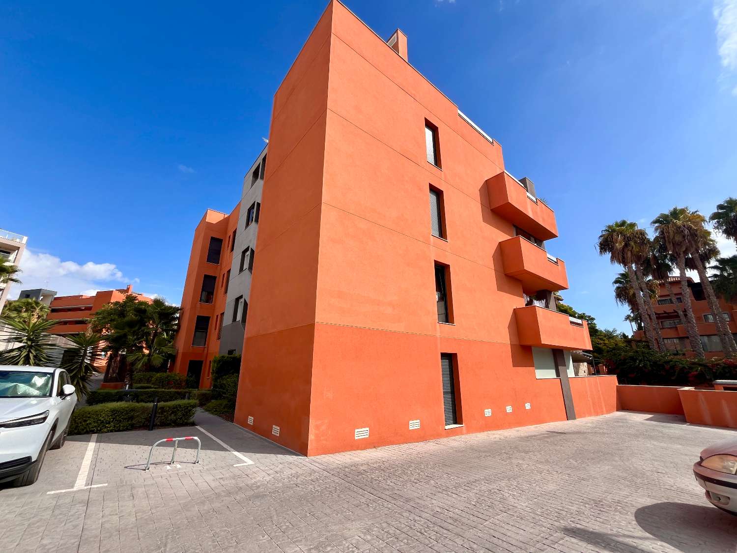 Apartamento de 2 dormitorios en venta en Villamartín