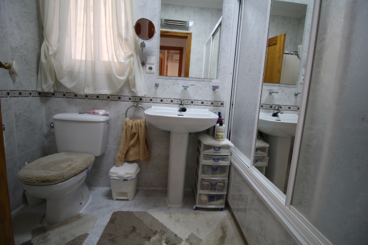Villa til salg i San Miguel de Salinas