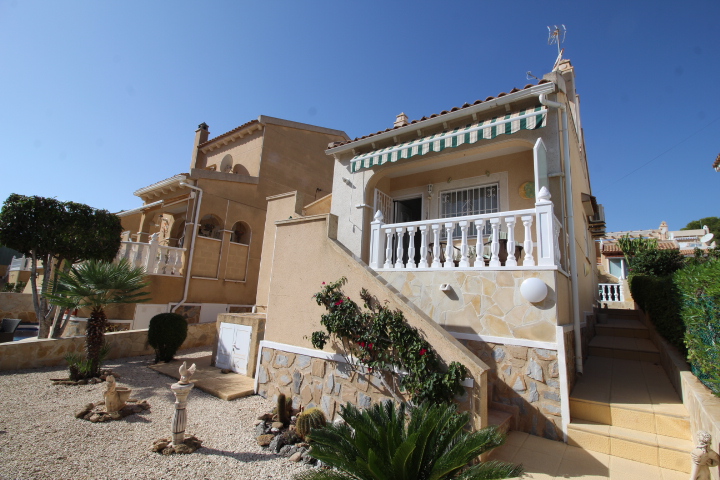 Villa til salg i San Miguel de Salinas