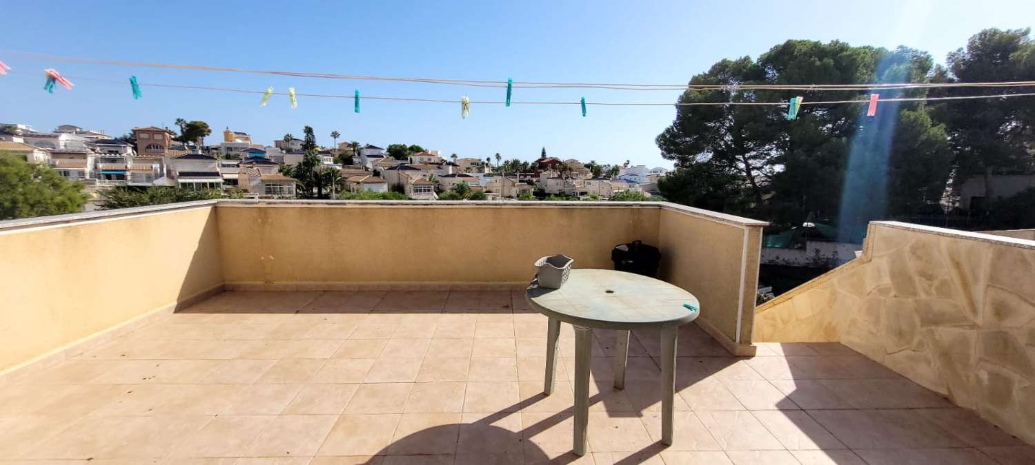 Villa til salg i San Miguel de Salinas