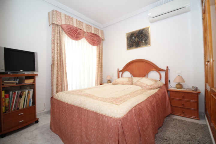 Villa til salg i San Miguel de Salinas