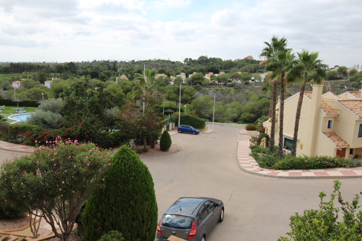 Fantástico Dúplex en excelente estado, ubicado en privilegiada zona de Campoamor Golf.