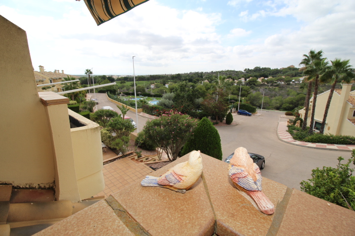 Fantástico Dúplex en excelente estado, ubicado en privilegiada zona de Campoamor Golf.