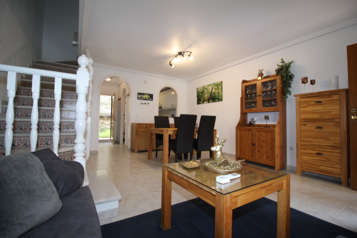 Fantástico Dúplex en excelente estado, ubicado en privilegiada zona de Campoamor Golf.