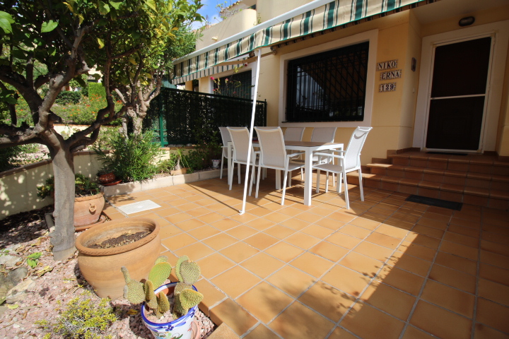 Fantástico Dúplex en excelente estado, ubicado en privilegiada zona de Campoamor Golf.