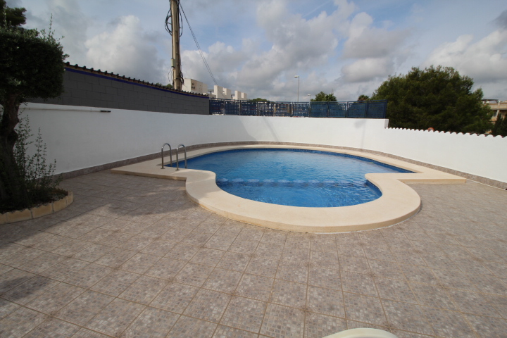 Appartement te koop in Villamartín-Las Filipinas (Orihuela)