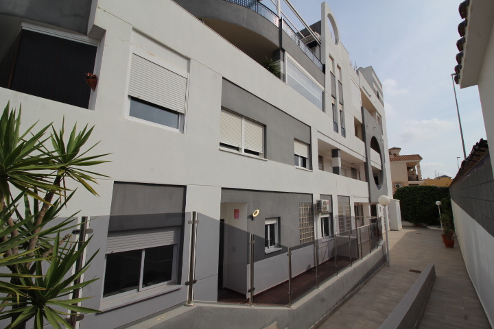 Appartement te koop in Villamartín-Las Filipinas (Orihuela)