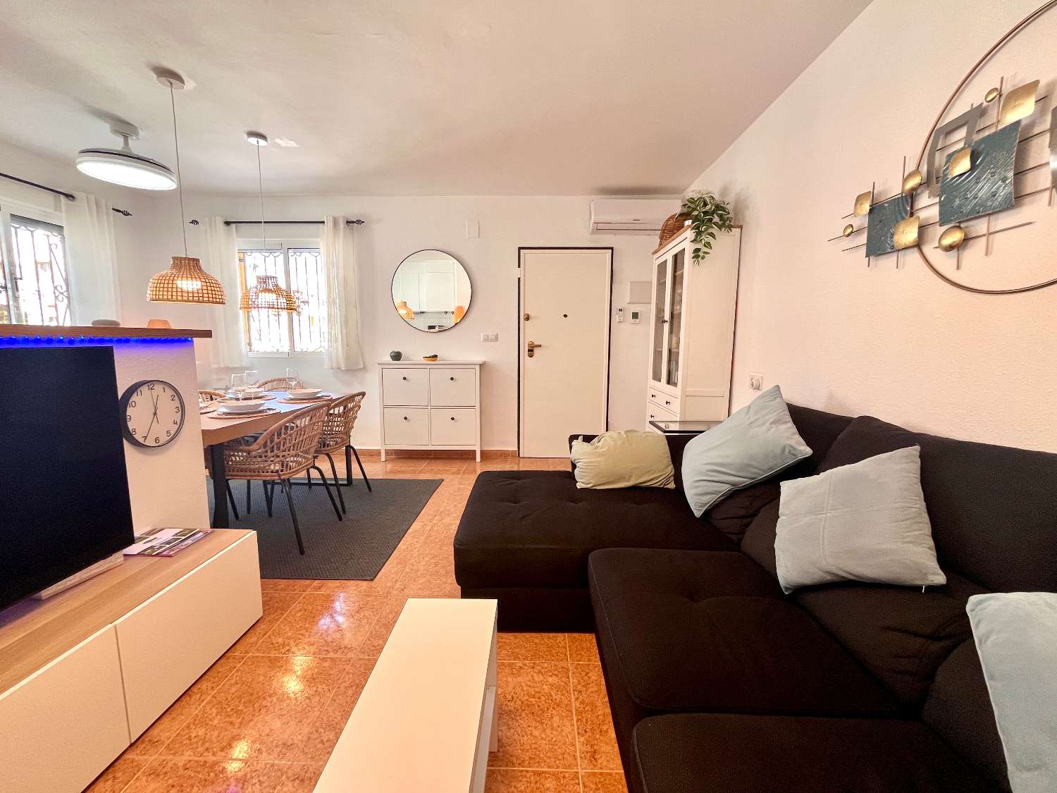 Casa adosada de 3 dormitorios en venta en Bigastro