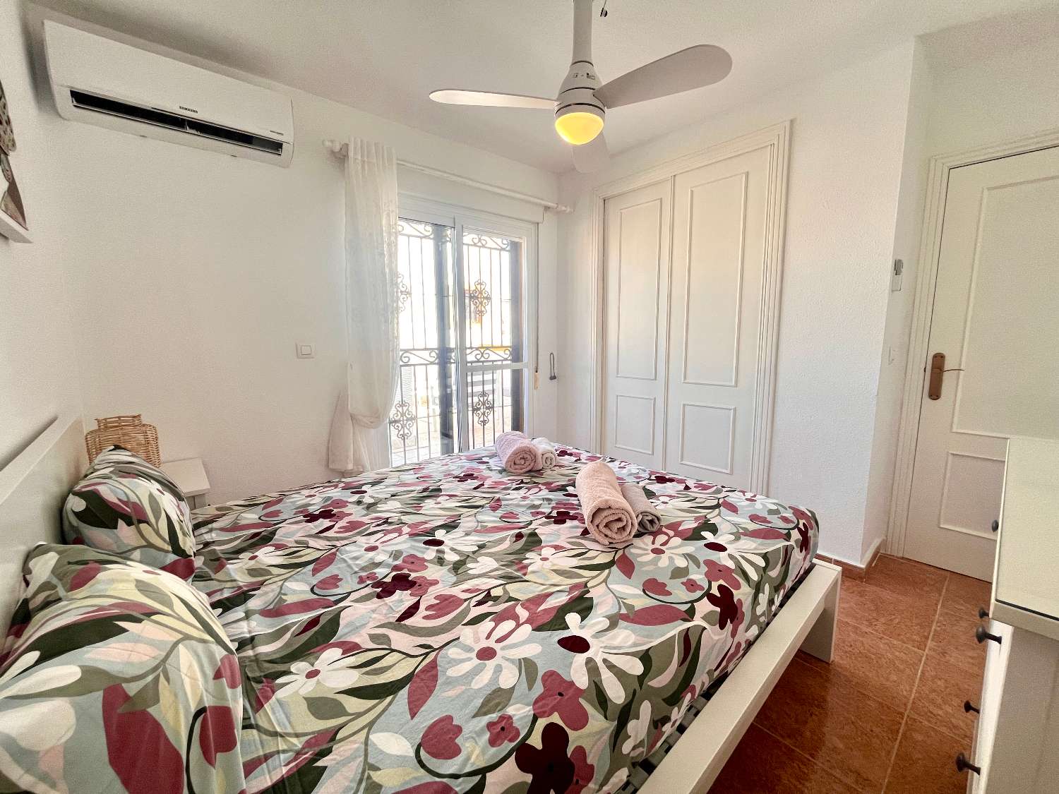 Casa adosada de 3 dormitorios en venta en Bigastro