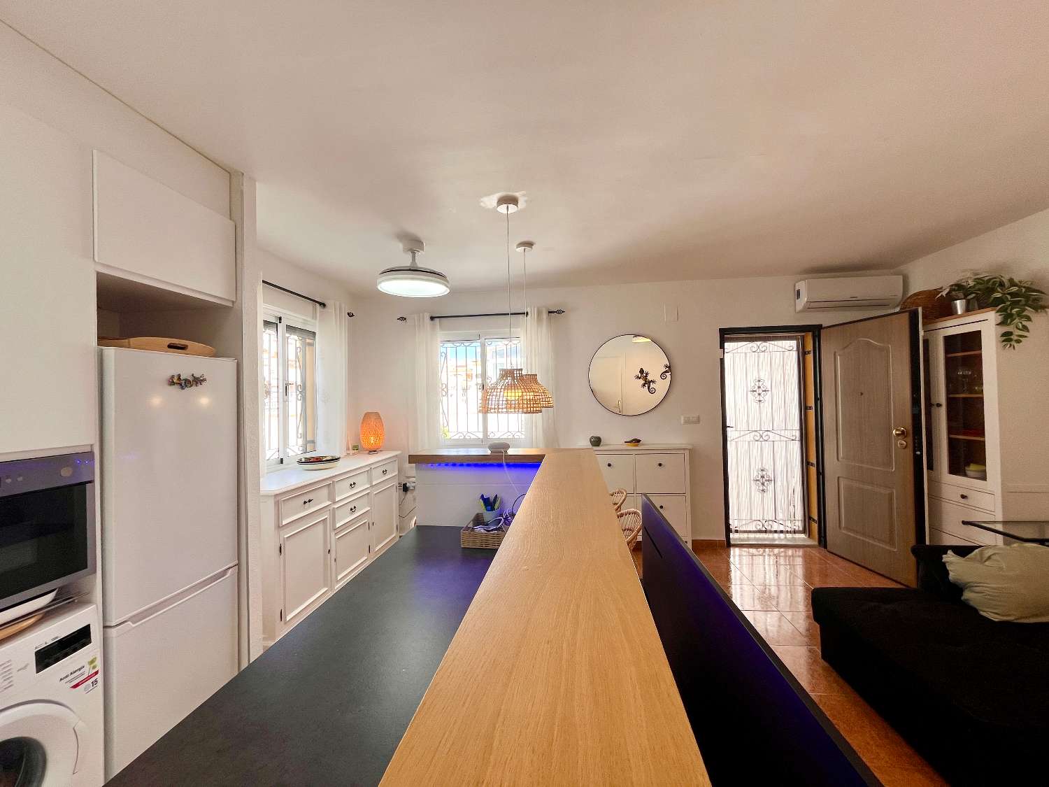 Casa adosada de 3 dormitorios en venta en Bigastro