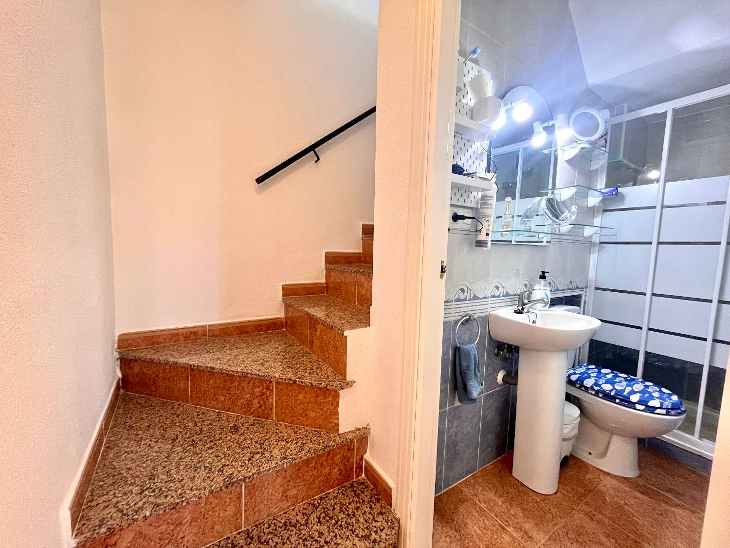 Casa adosada de 3 dormitorios en venta en Bigastro