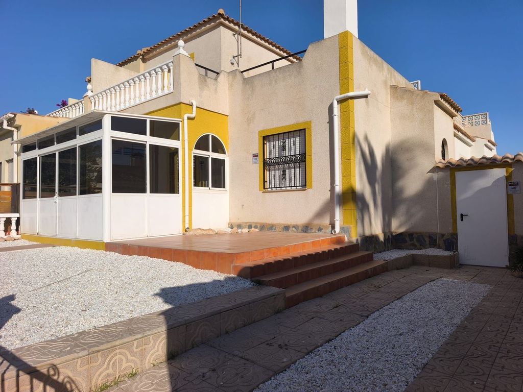 Precioso bungalow ubicado en Orihuela Costa - Punta Prima