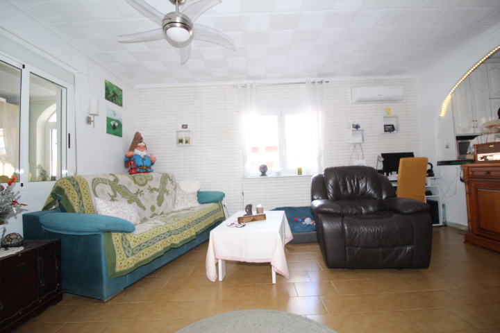 Chalet in vendita a Mil Palmeras (Pilar de la Horadada)