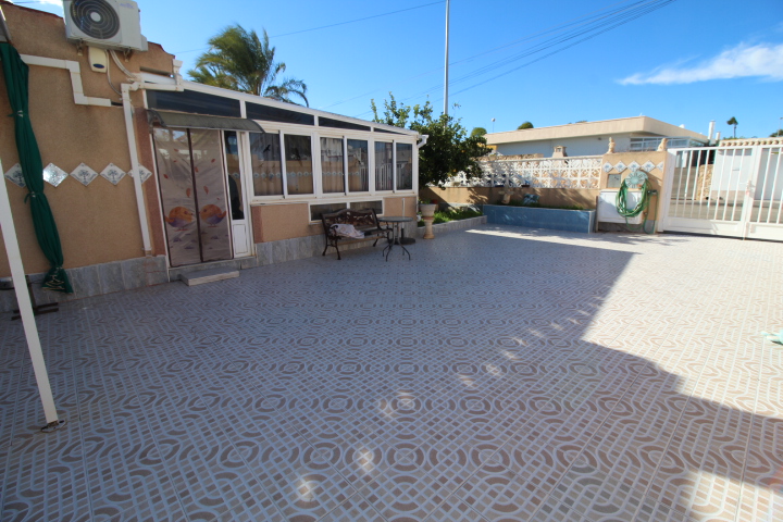 Chalet in vendita a Mil Palmeras (Pilar de la Horadada)