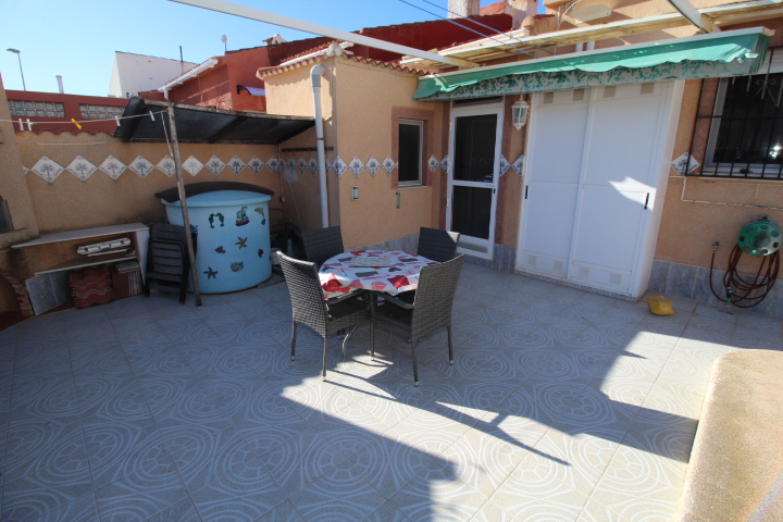 Chalet in vendita a Mil Palmeras (Pilar de la Horadada)