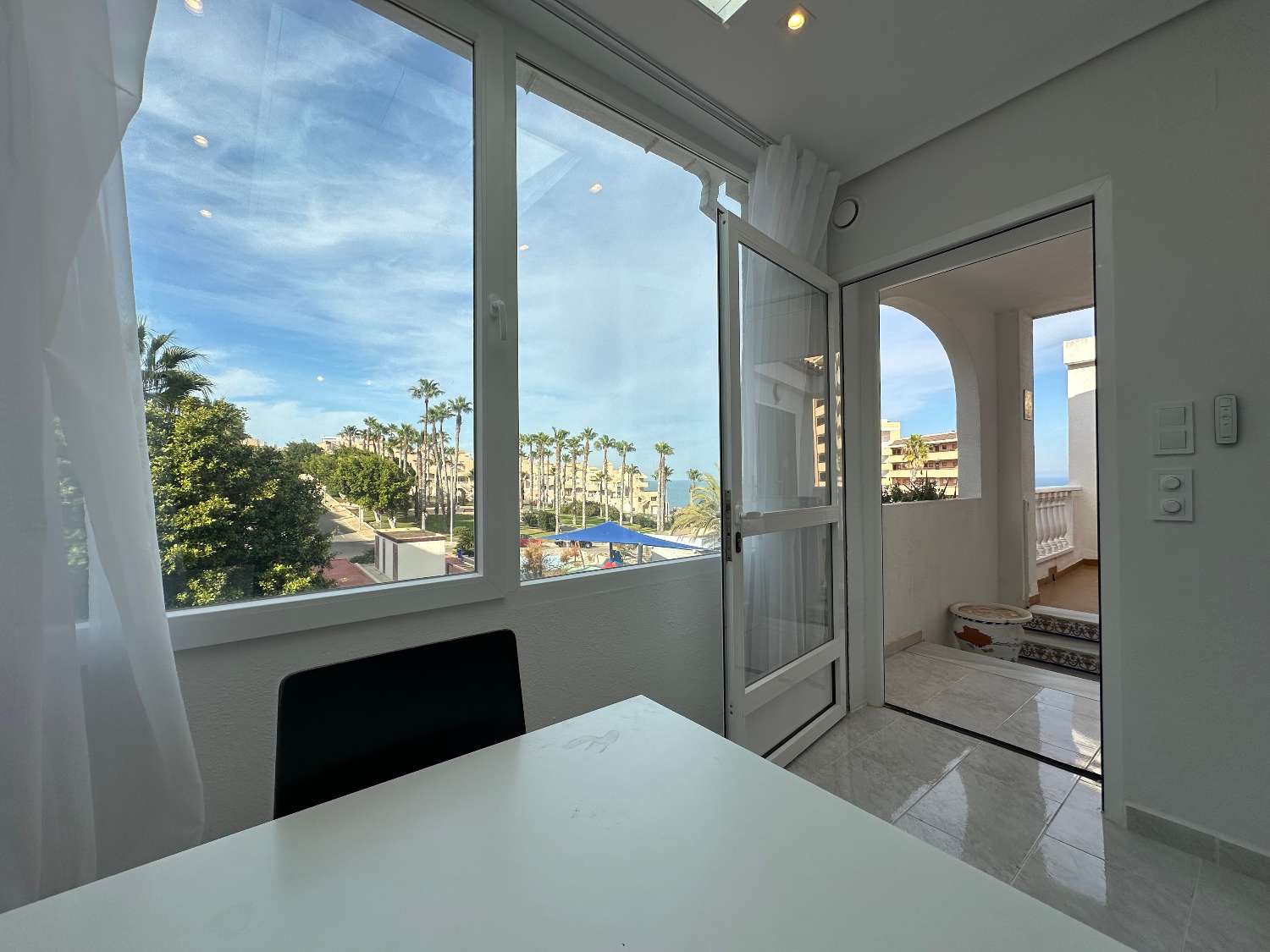 Dúplex de 2 dormitorios en venta en La Mata, distancia a pie de la playa.