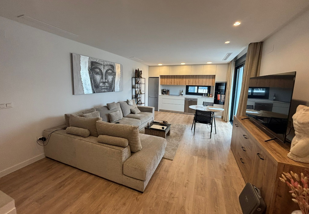 Villa Semiadosada de 4 dormitorios en venta en Ciudad Quesada