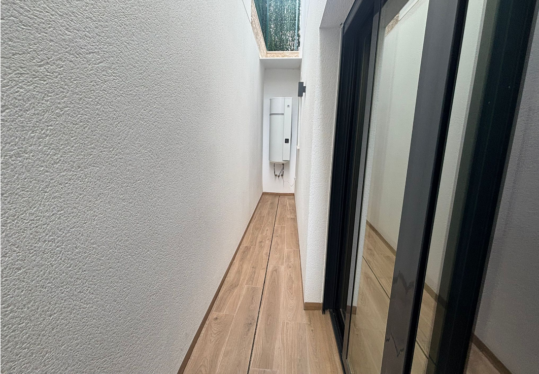 Villa Semiadosada de 4 dormitorios en venta en Ciudad Quesada