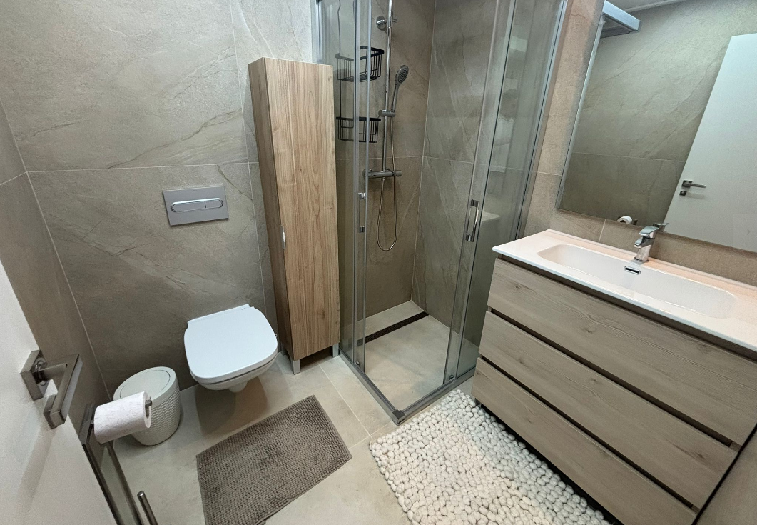 Villa Semiadosada de 4 dormitorios en venta en Ciudad Quesada