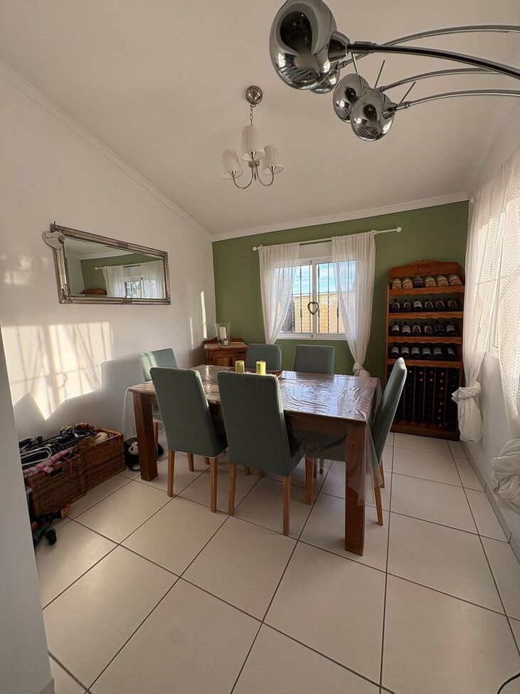 Finca de 5 dormitorios en venta en Albatera