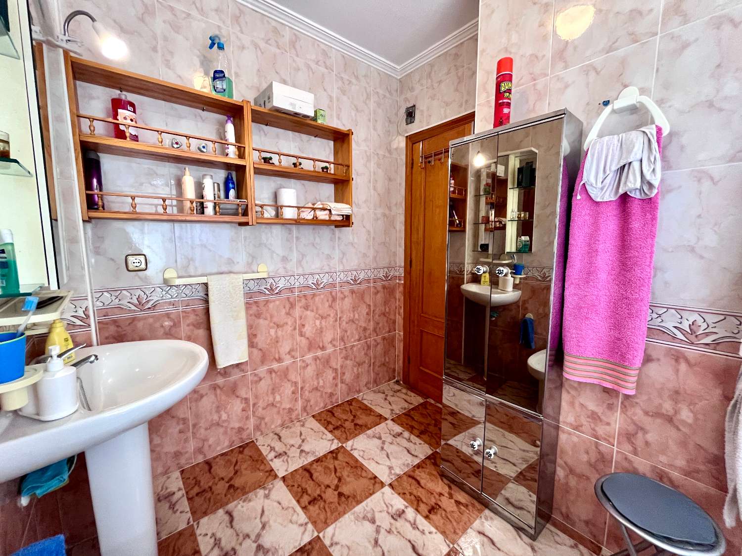 Casa adosada de 3 dormitorios en venta en La Zenia