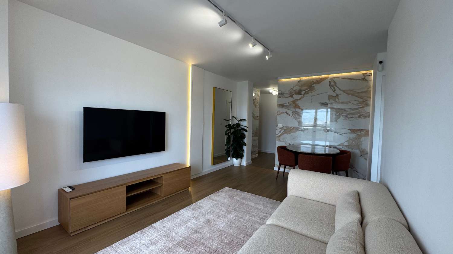 Ático de 2 dormitorios con licencia turística en venta en Punta Prima