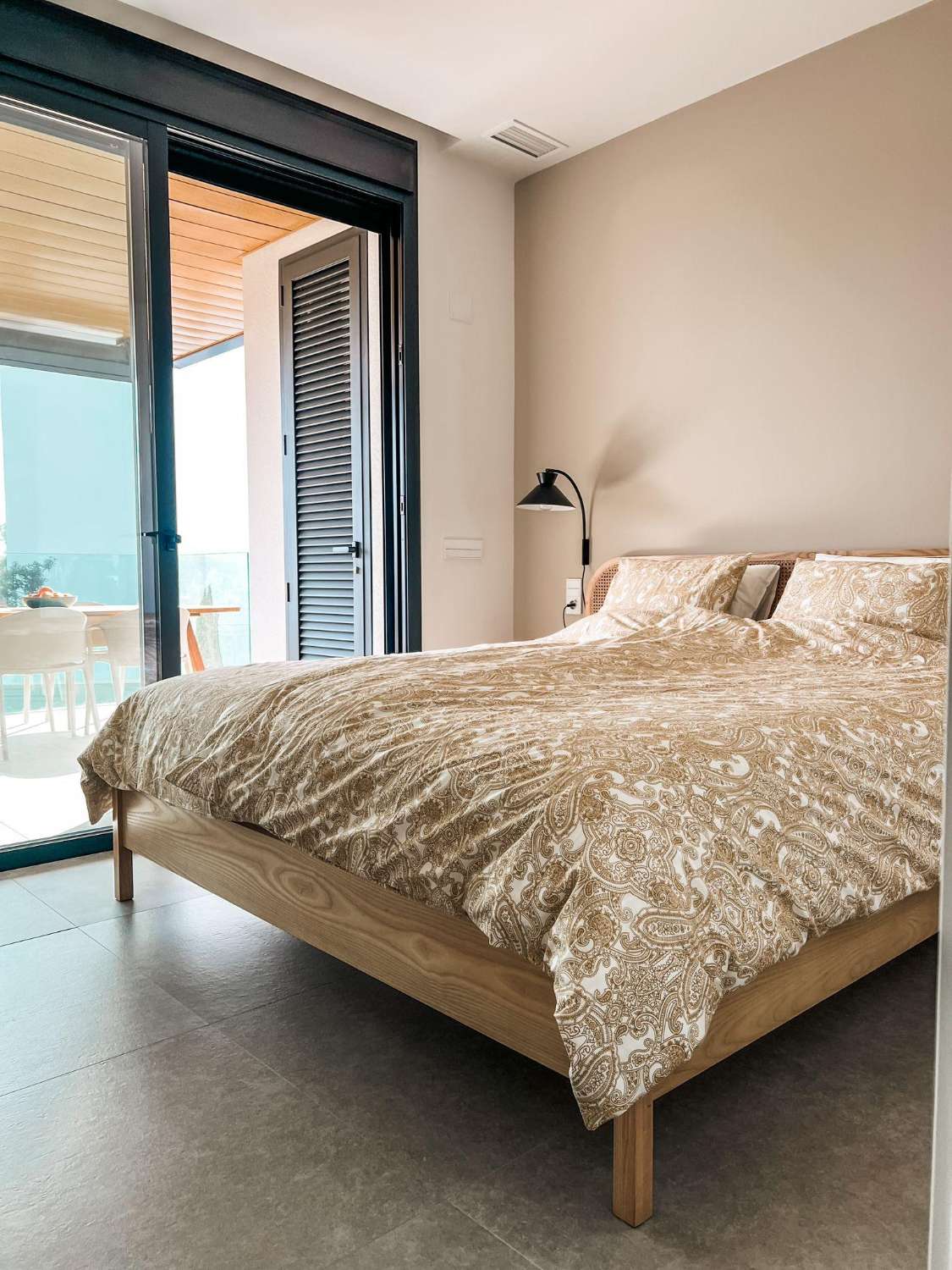 Apartamento de lujo en Las Colinas Golf & Country Club