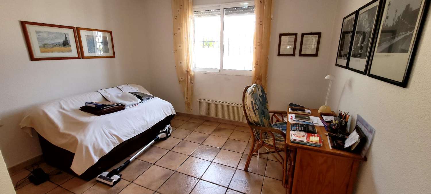 Chalet independiente en Pinar de Campoverde con Piscina