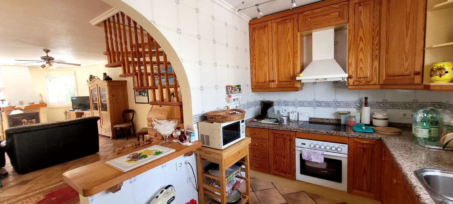 Chalet independiente en Pinar de Campoverde con Piscina