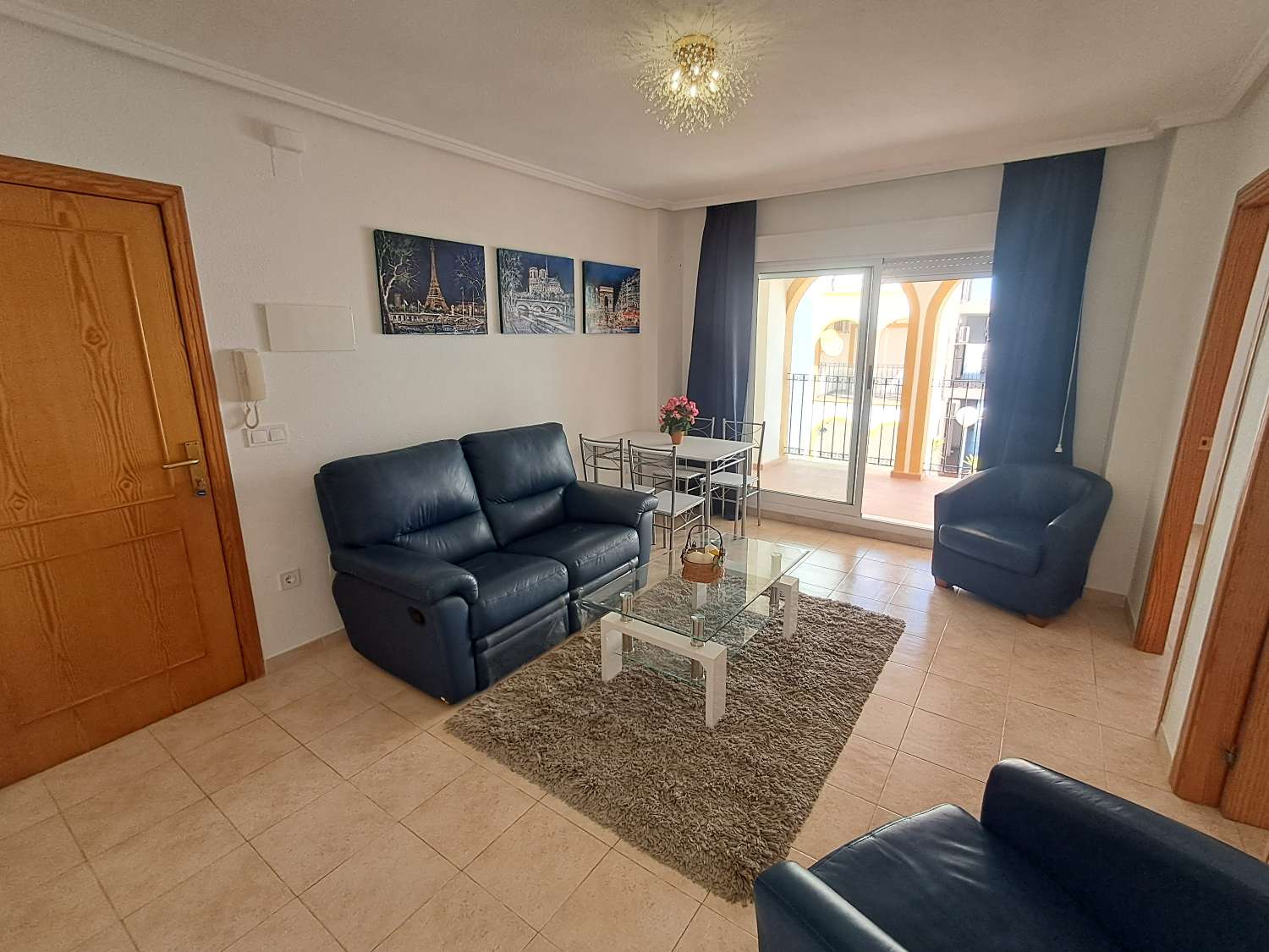 Piso de 2 dormitorios en venta en La Zenia
