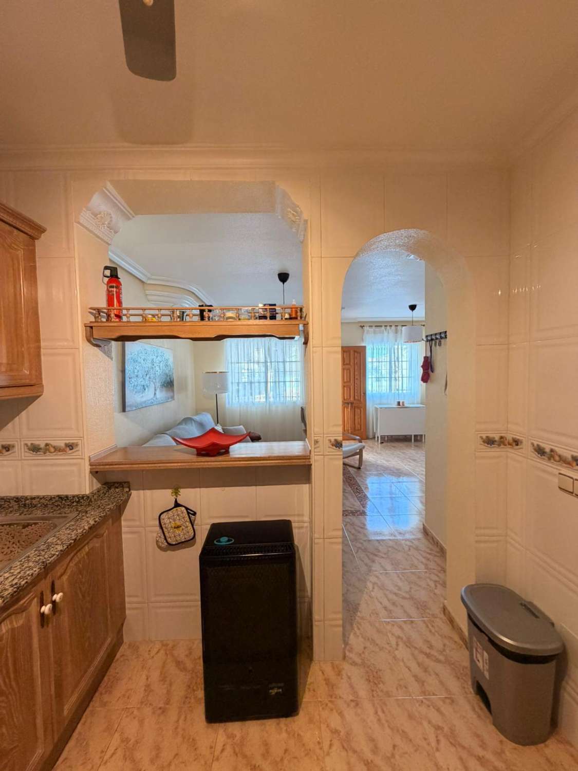 Quadro con 3 habitaciones y 2 baños ubicado Las Filipinas- Villamartin