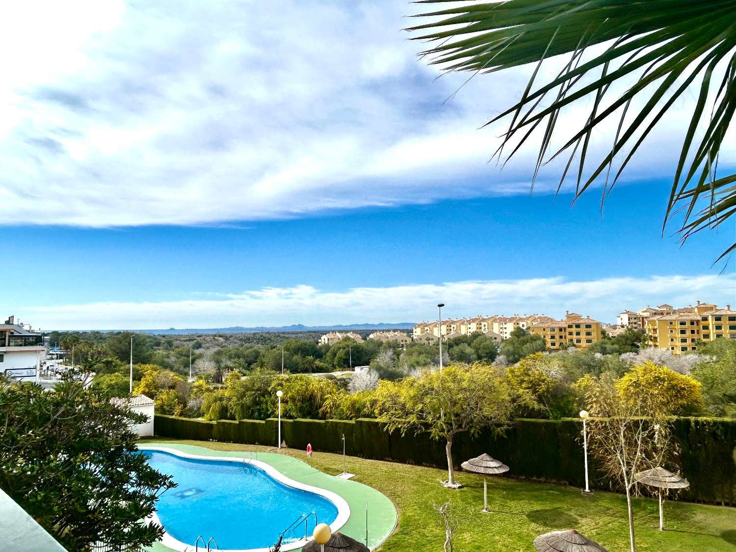 Piso de 2 dormitorios en venta en Campoamor R-5