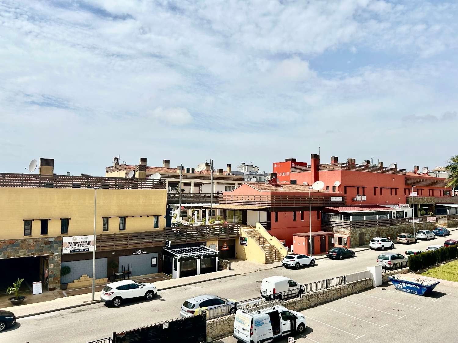 Piso de 2 dormitorios en venta en Villamartín