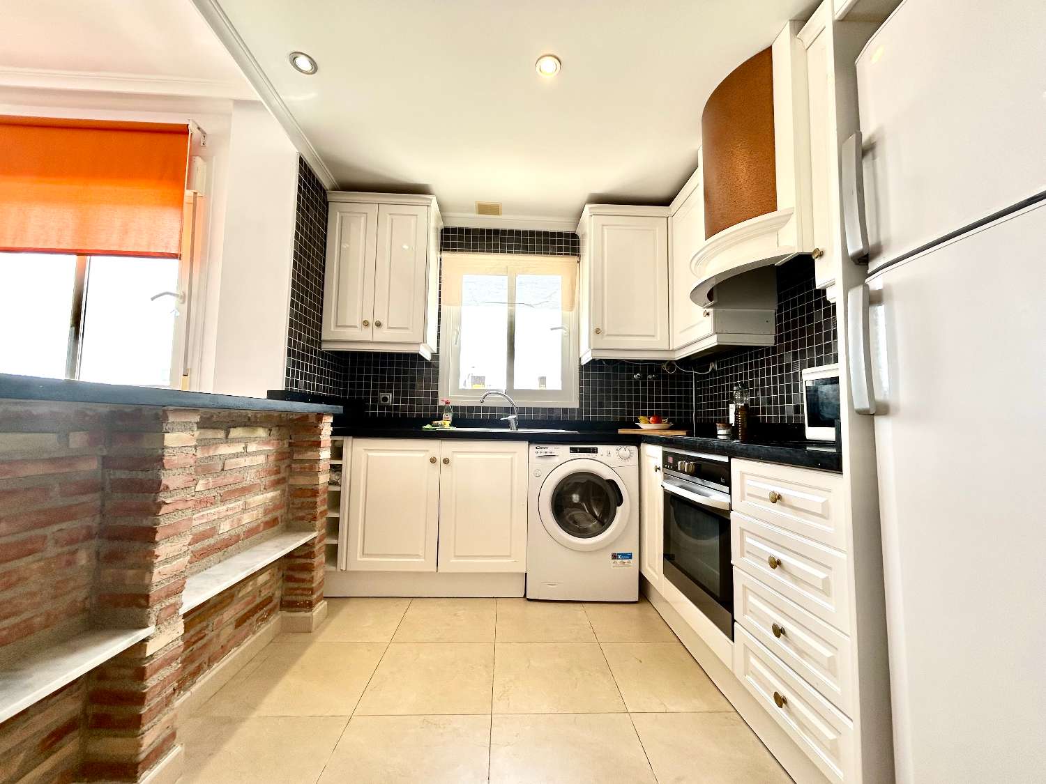 Piso de 2 dormitorios en venta en Villamartín