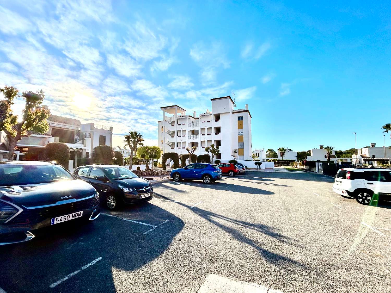 Piso de 2 dormitorios en venta en Villamartín