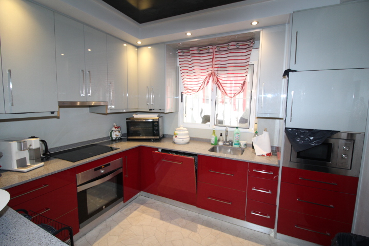 Chalet independiente en urbanización San Luis, Torrevieja.