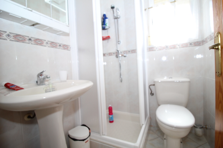 Chalet independiente en urbanización San Luis, Torrevieja.