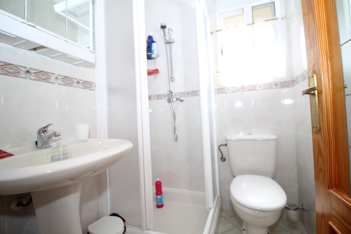 Chalet independiente en urbanización San Luis, Torrevieja.